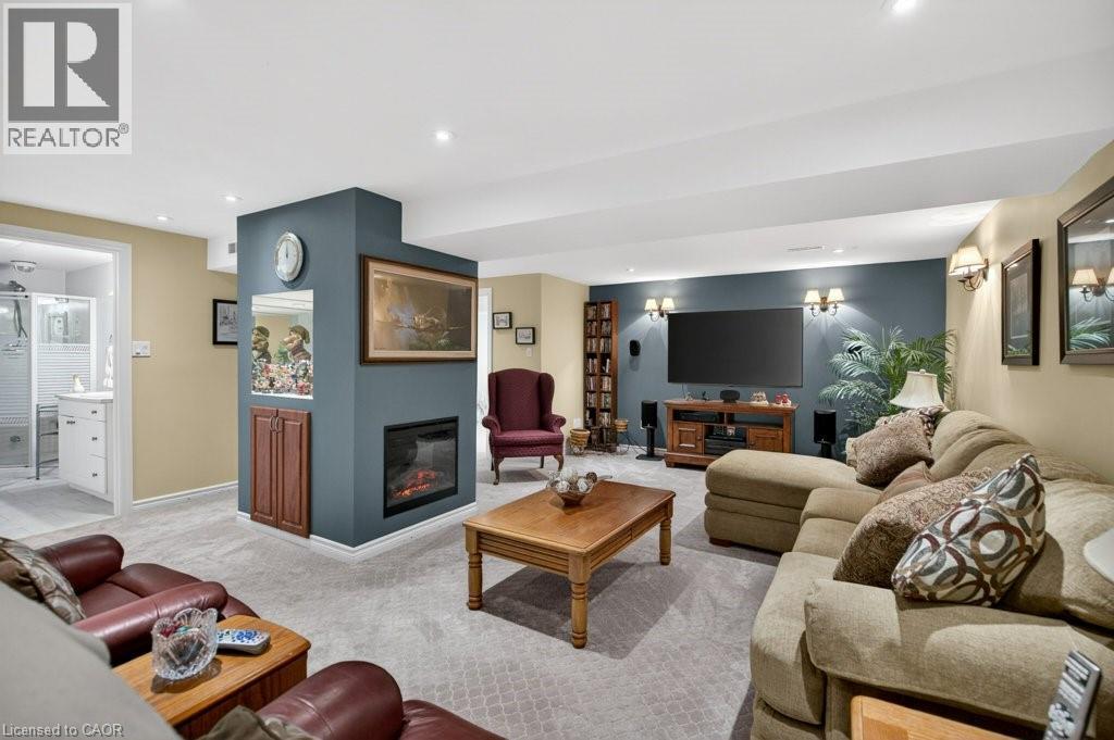 35 PENTLAND Road - 28
