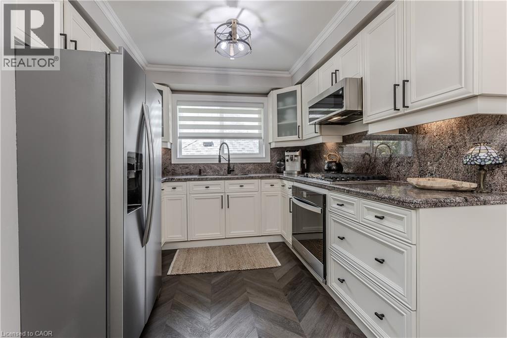 1109 DOWLAND Crescent - 12