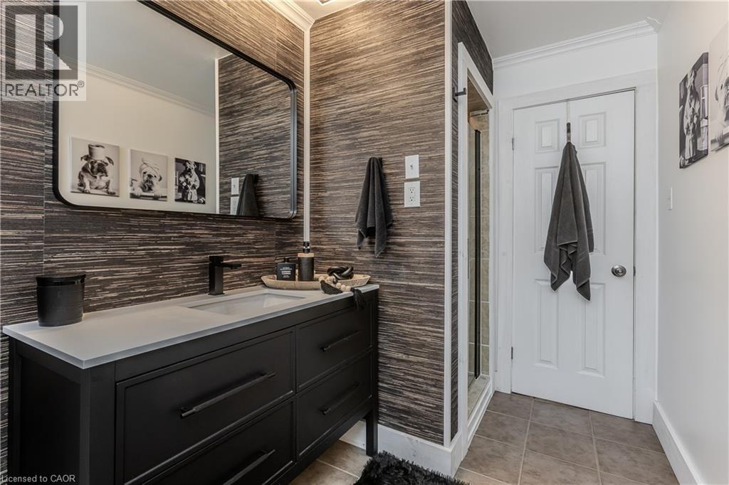 1109 DOWLAND Crescent - 23