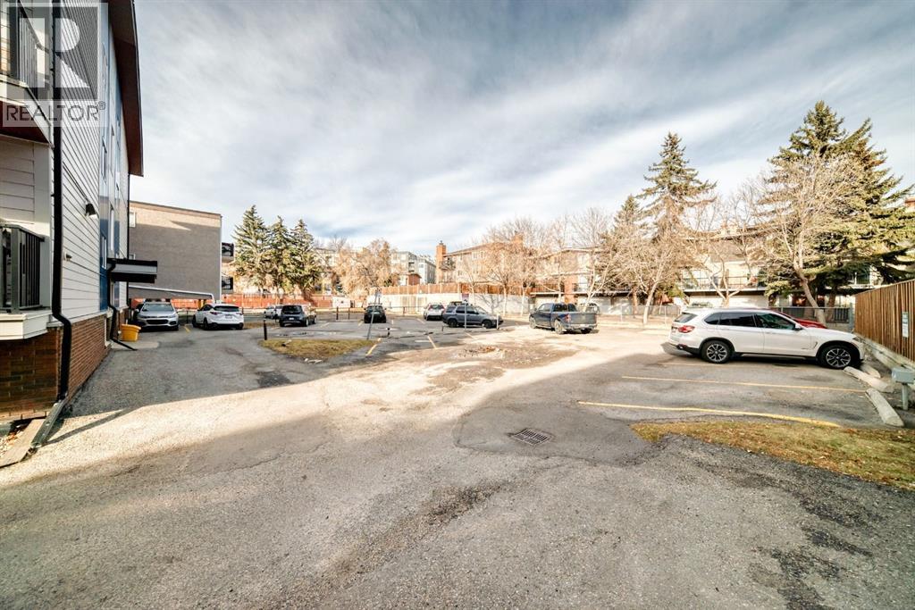 #205 626 2 Avenue NE - 19