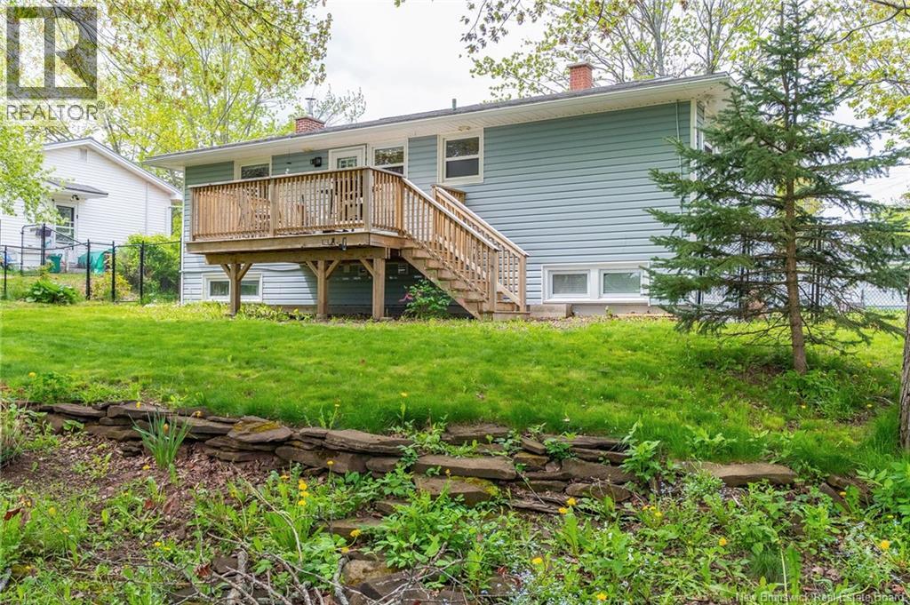 216 Canterbury Avenue - 23