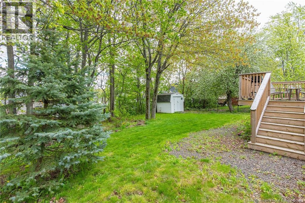 216 Canterbury Avenue - 25