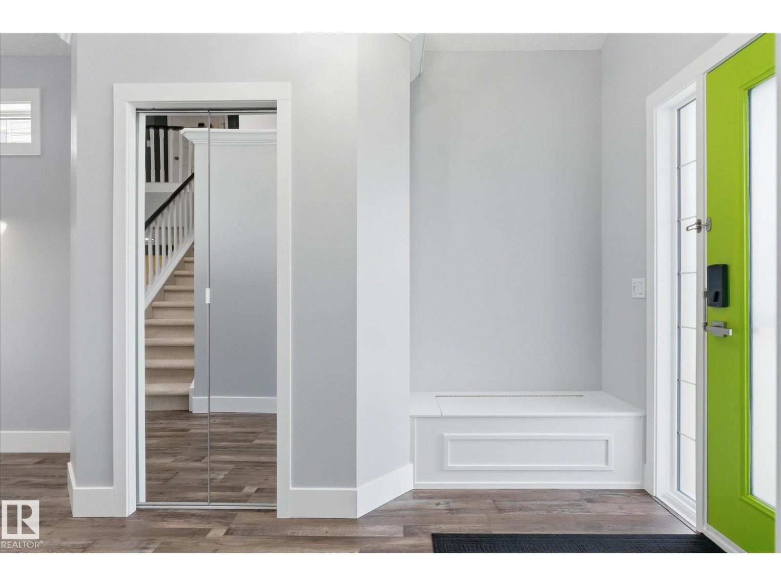 3948 42 ST NW - 8