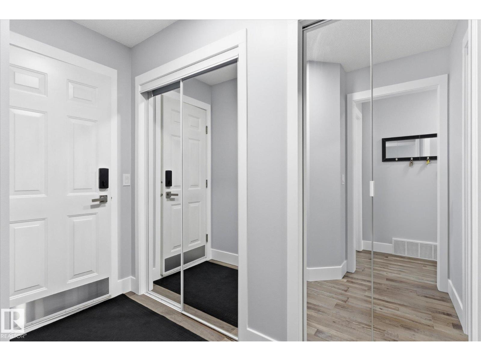 3948 42 ST NW - 24