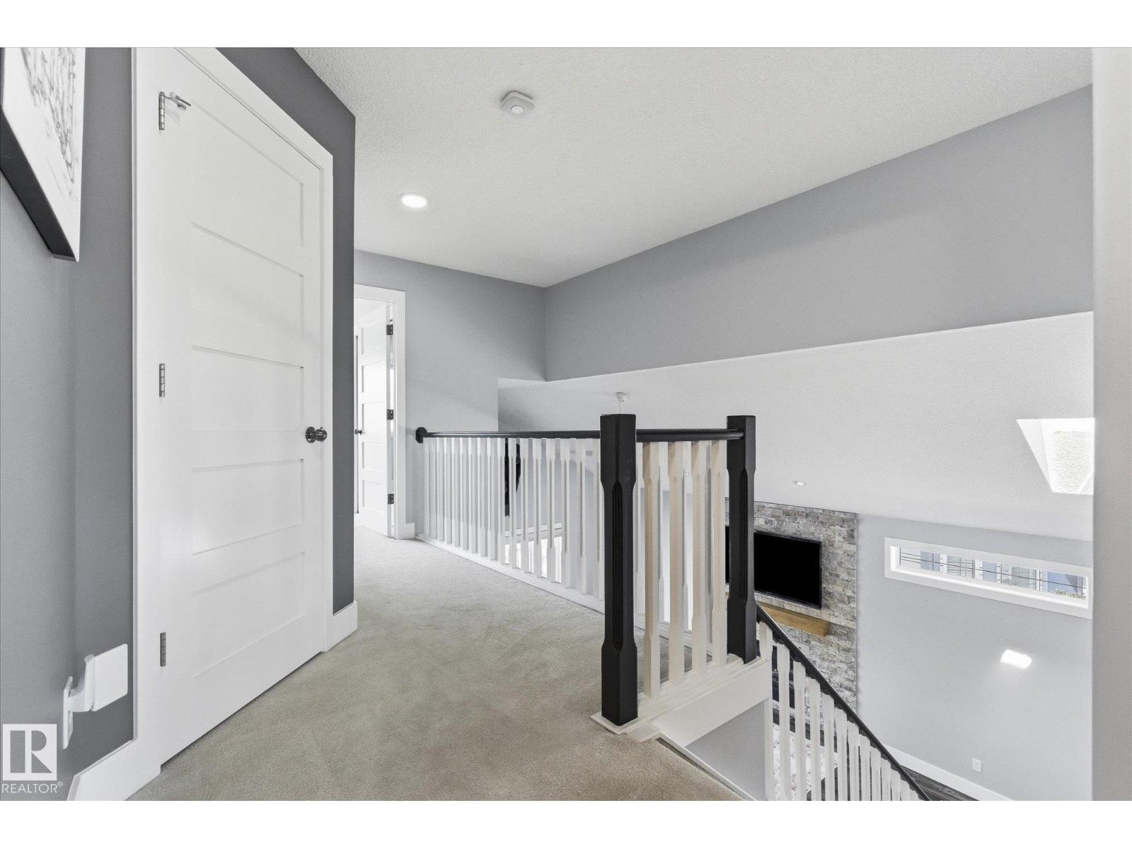 3948 42 ST NW - 26