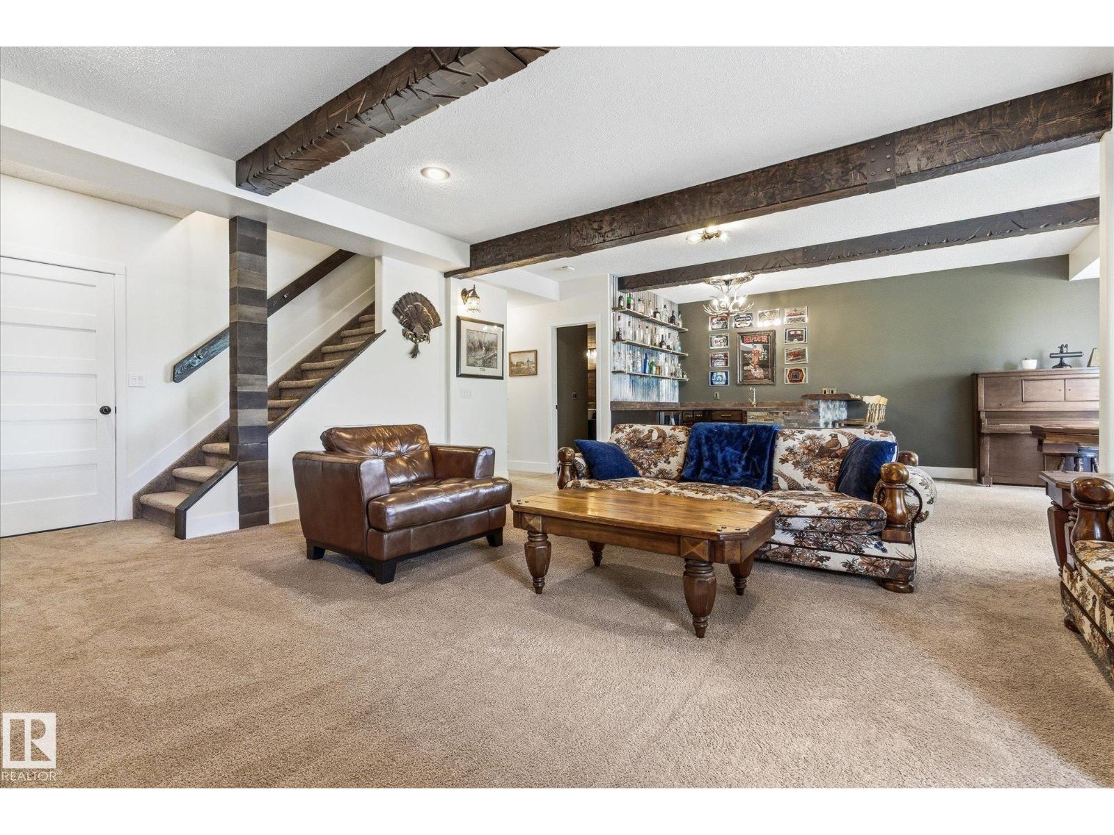 3948 42 ST NW - 48
