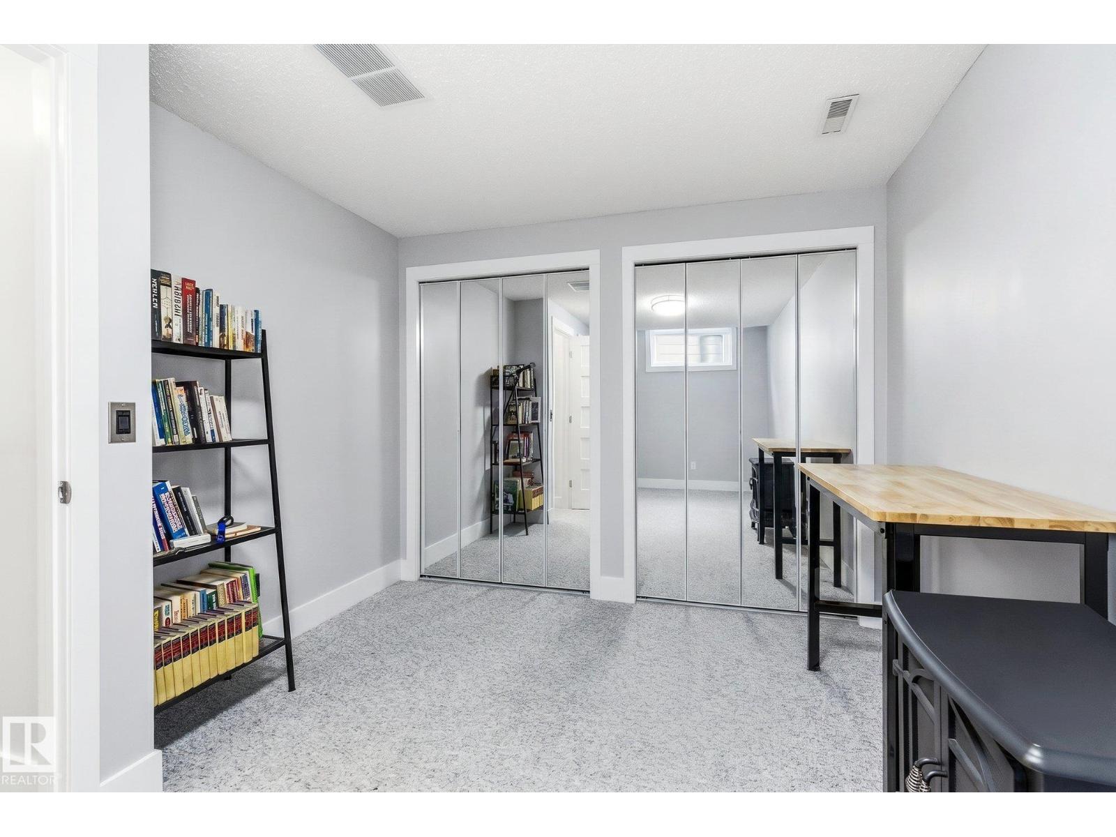 3948 42 ST NW - 54