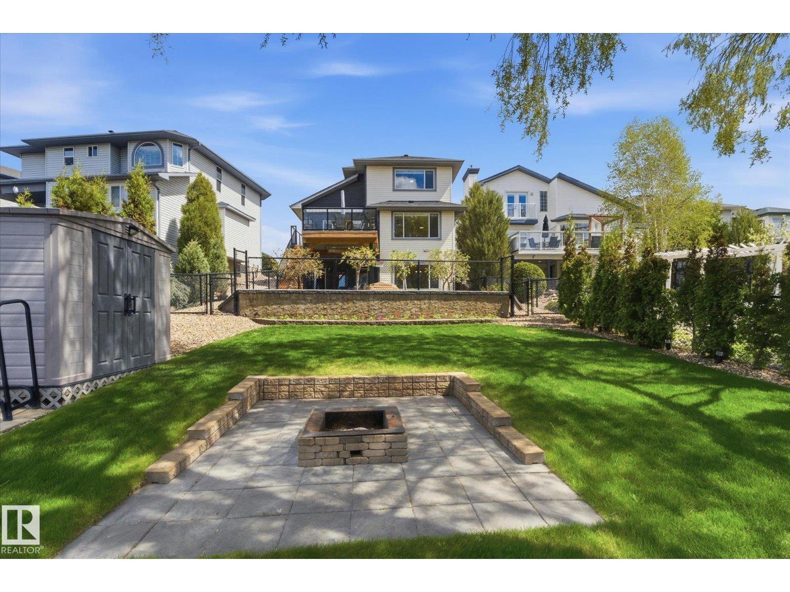 3948 42 ST NW - 66