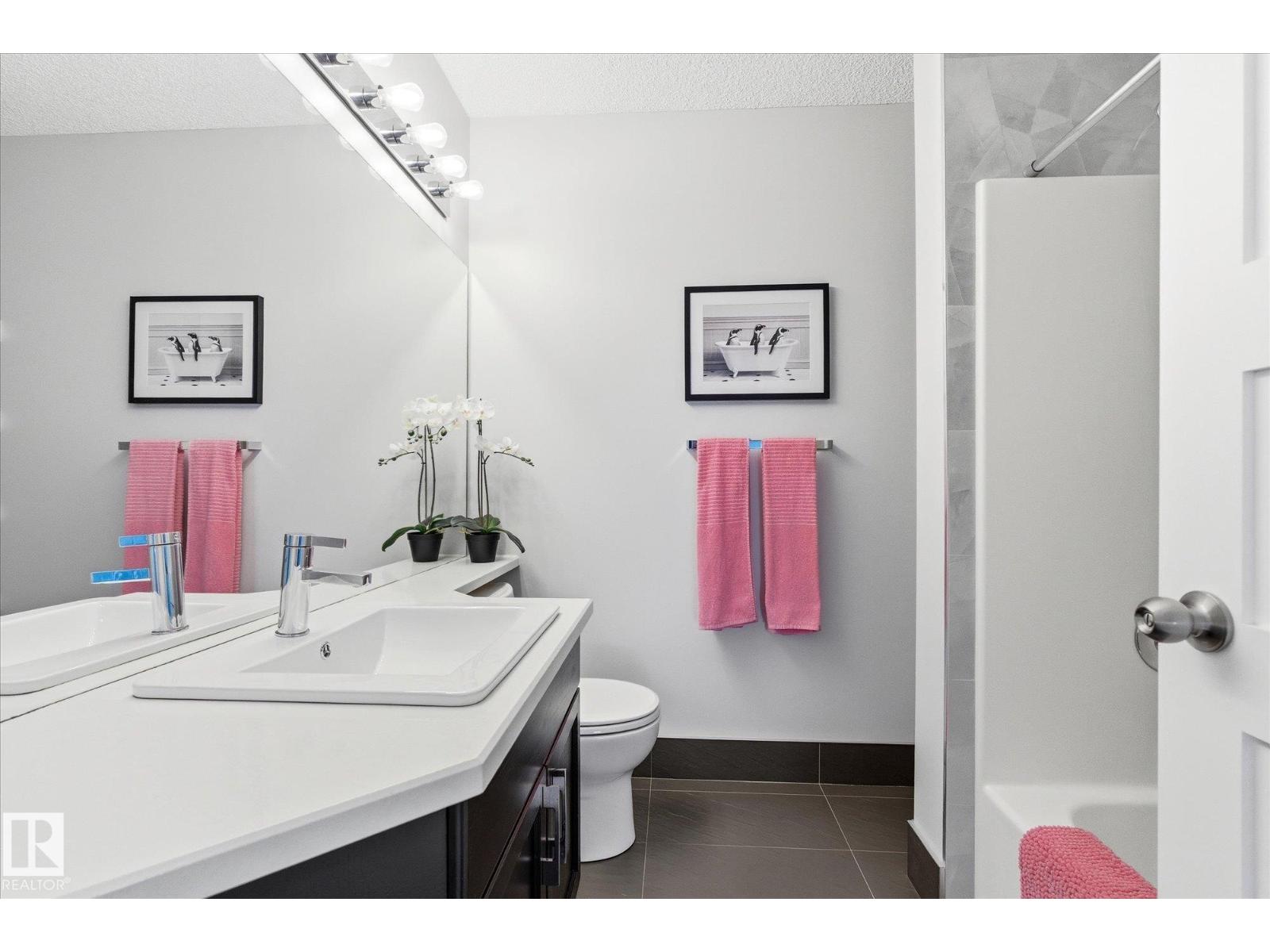 3948 42 ST NW - 39