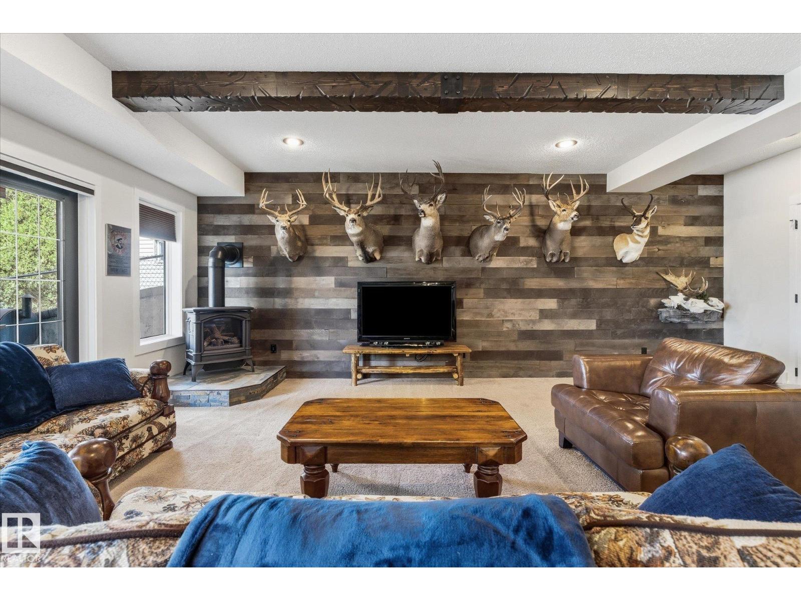 3948 42 ST NW - 49