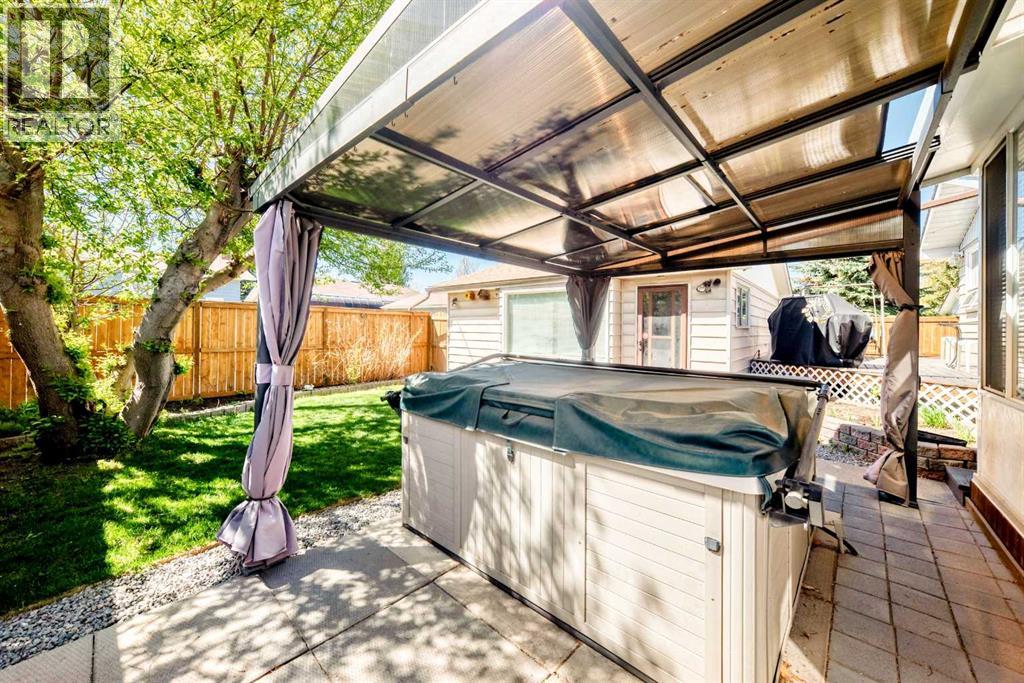 316 Glamorgan Place SW - 37