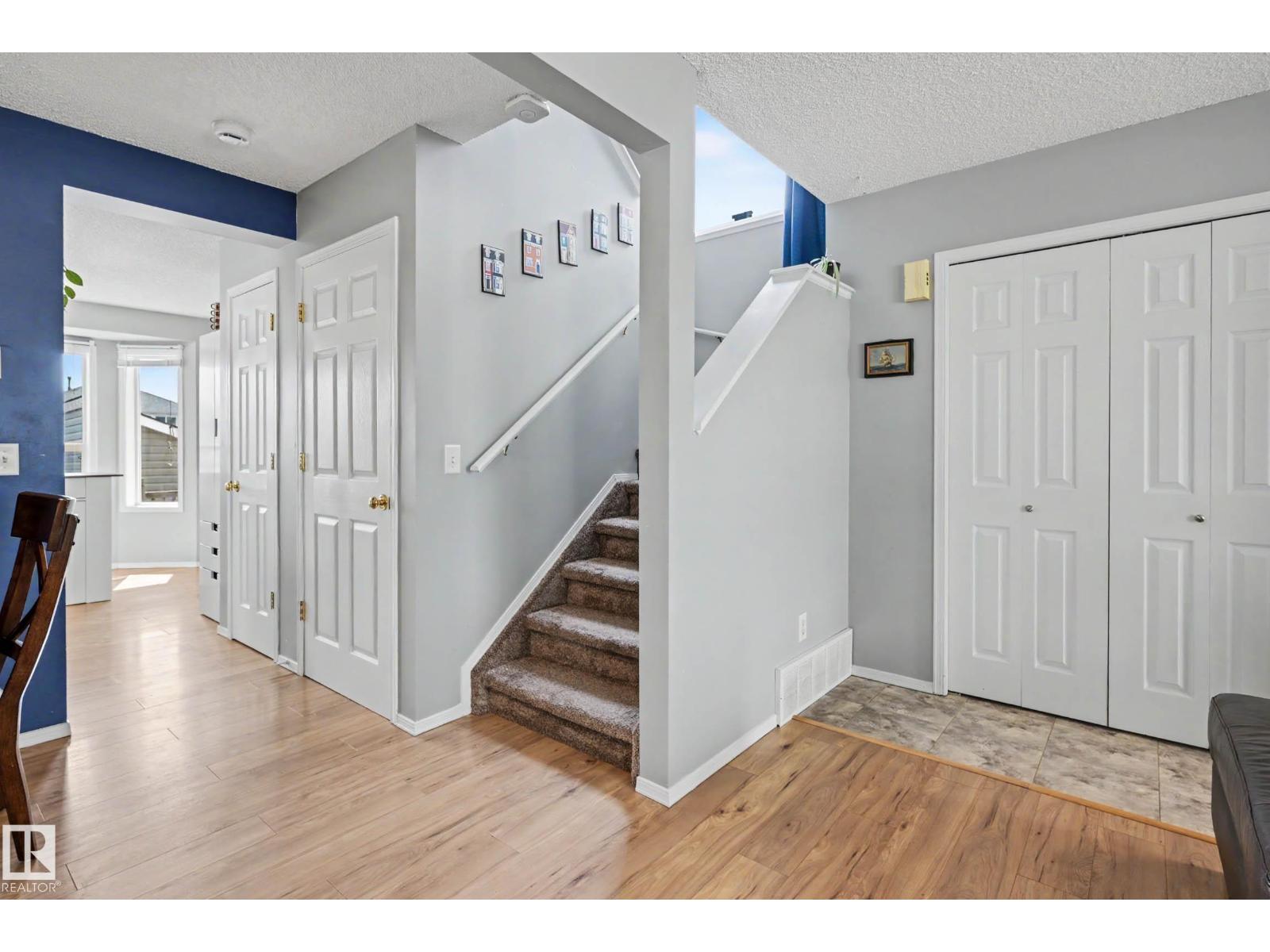 2123 36 AV NW - 19