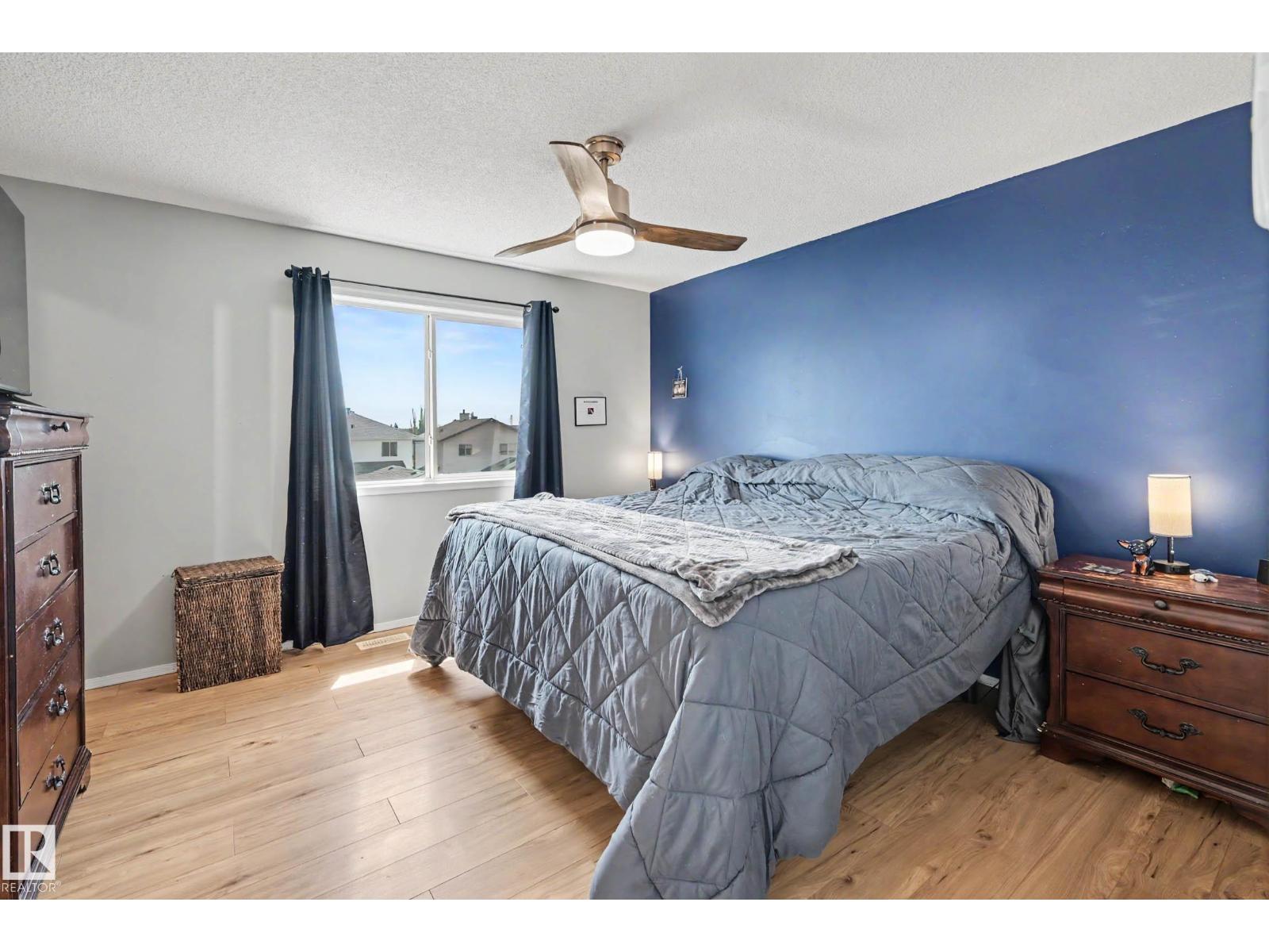 2123 36 AV NW - 22