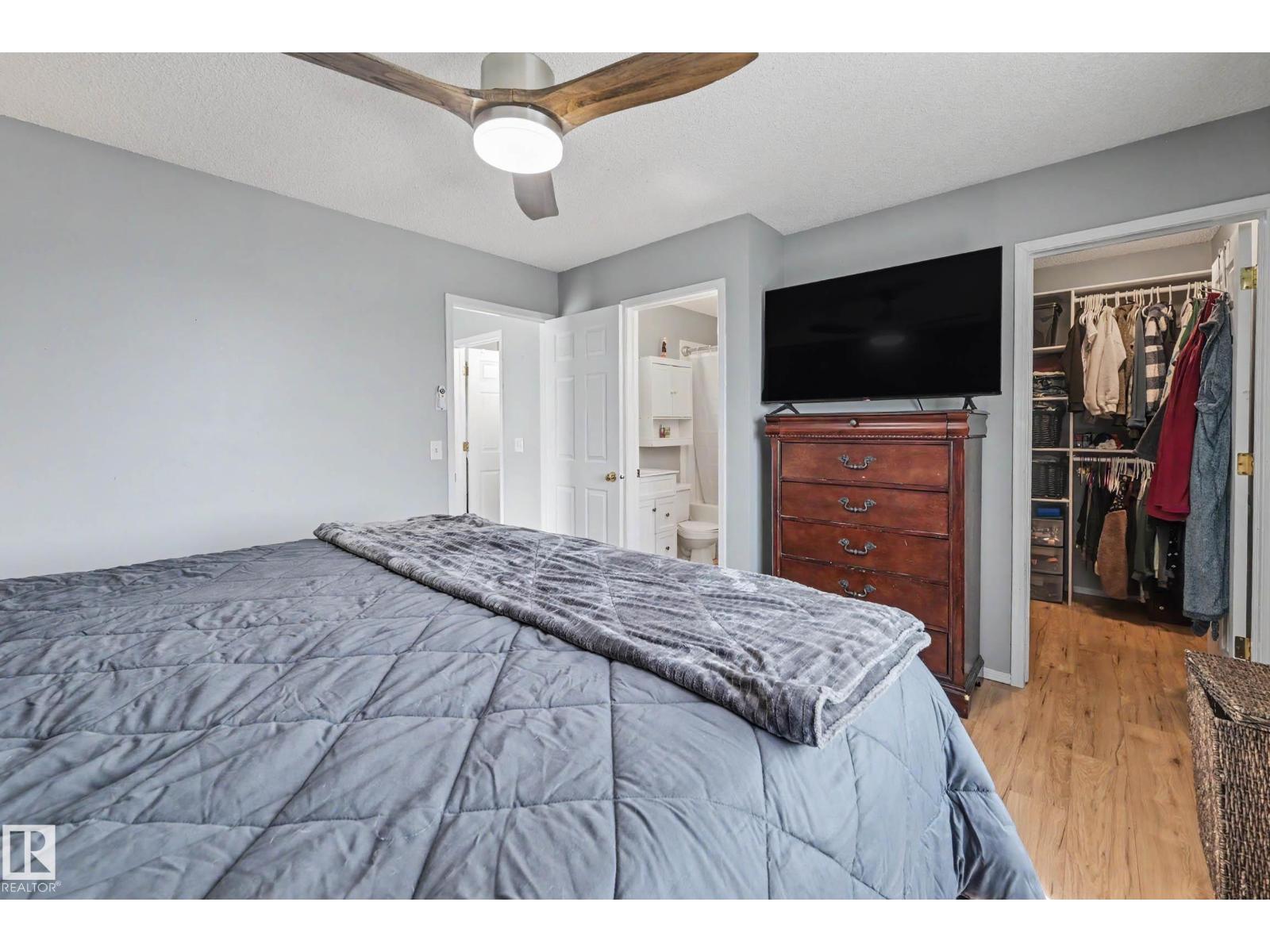2123 36 AV NW - 23