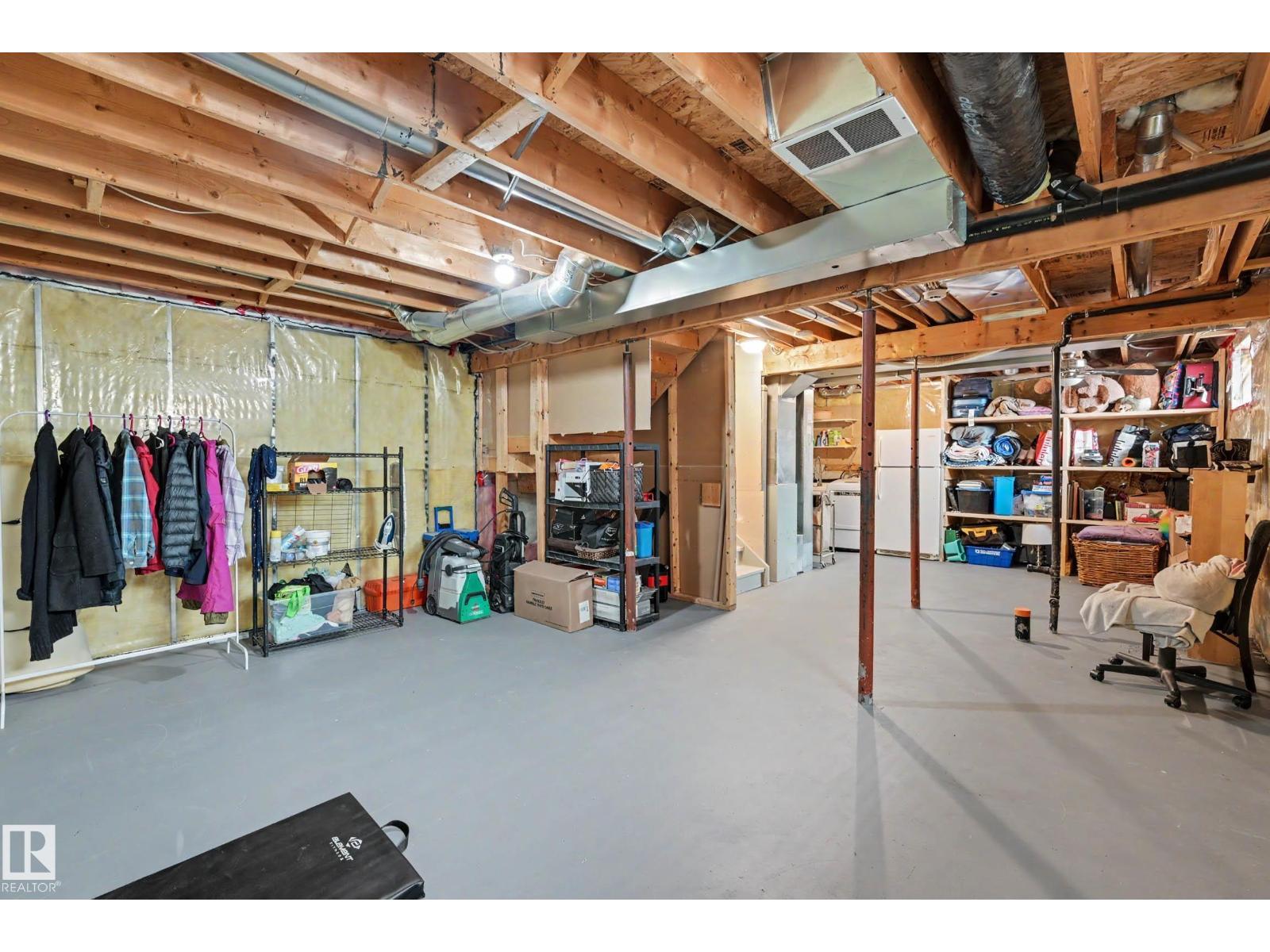 2123 36 AV NW - 31
