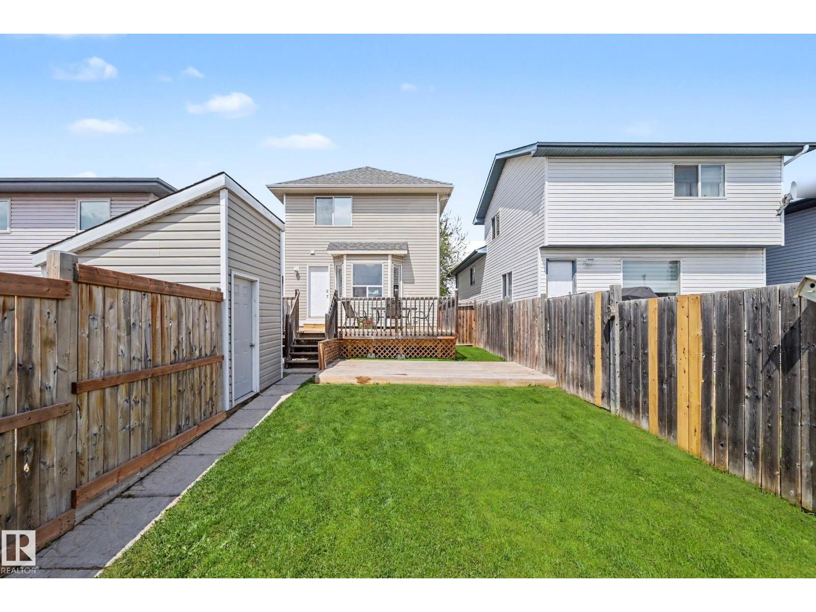 2123 36 AV NW - 40