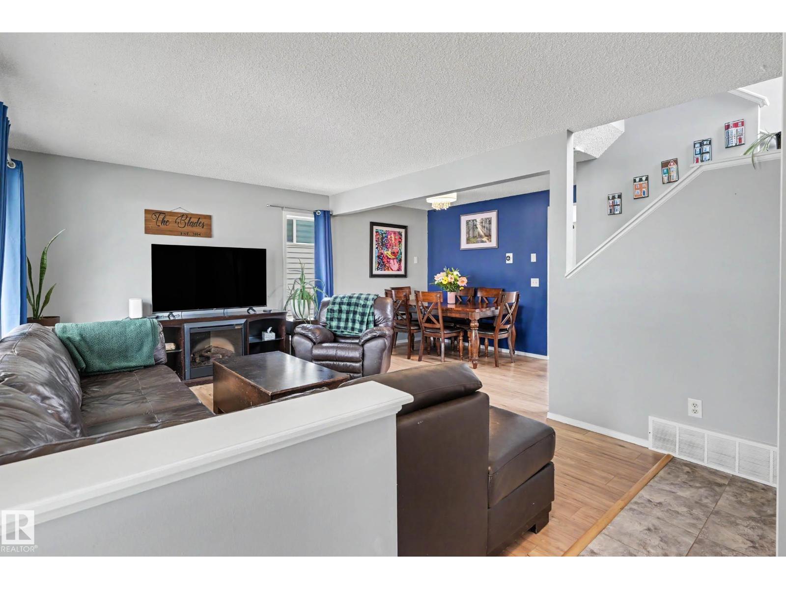 2123 36 AV NW - 6