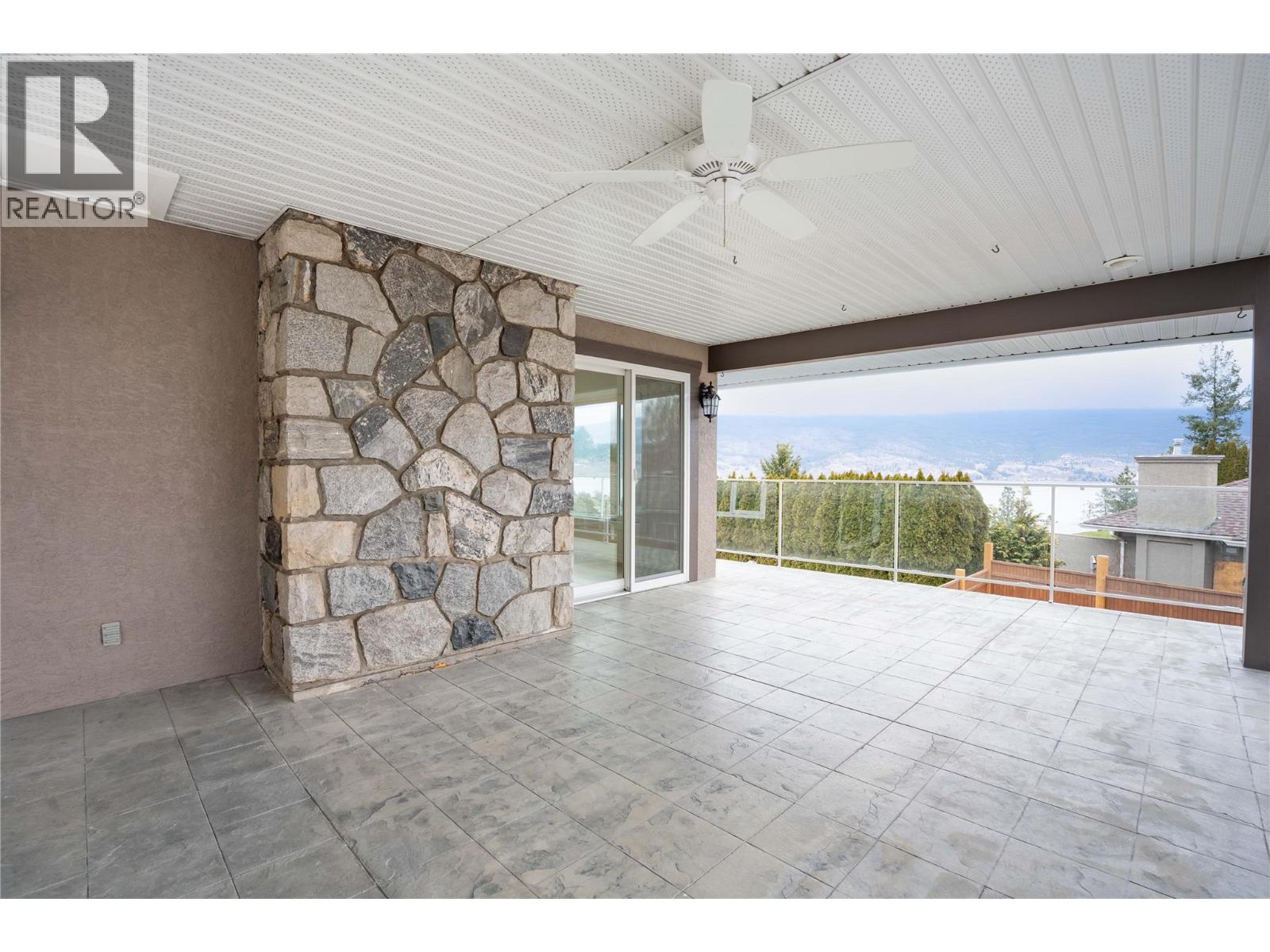 6318 Faircrest Street, Summerland