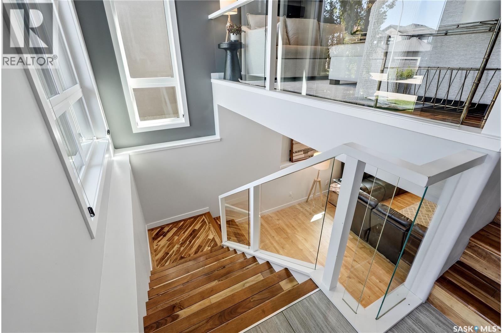 235 Augusta DRIVE - 24