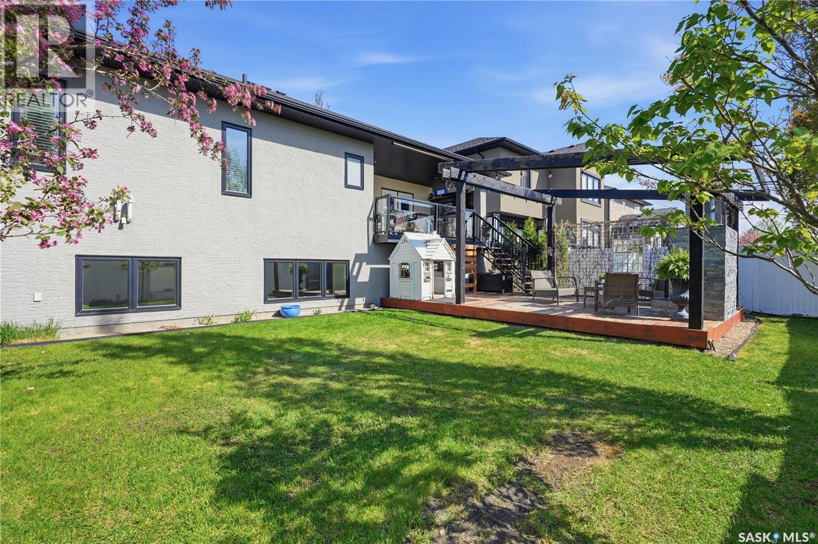 235 Augusta DRIVE - 47