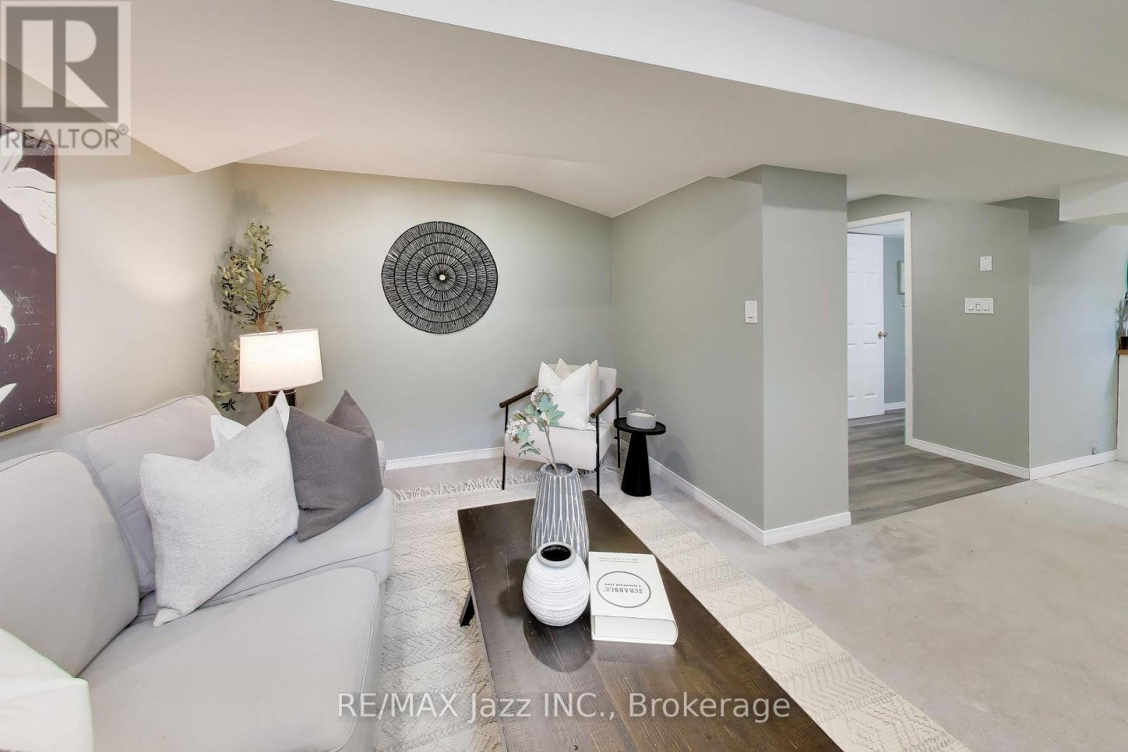 6 WEST SIDE DRIVE - 38