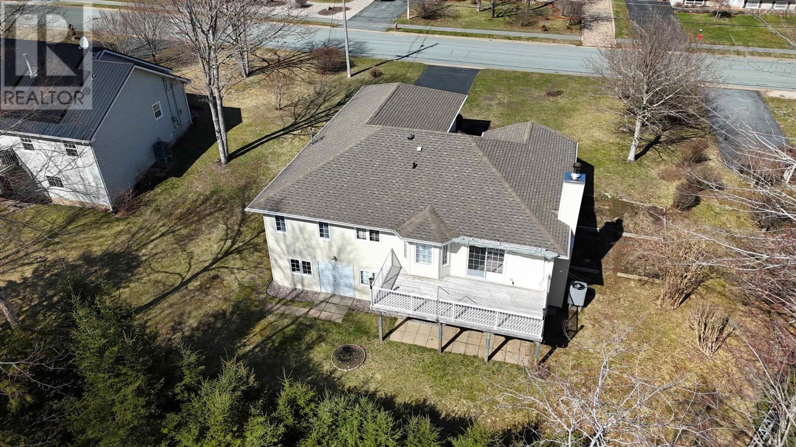 114 Mayfair Drive - 4