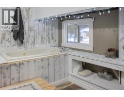 Workshop - 4907 Peasim Court, 108 Mile Ranch, BC V0K2Z0 Photo 11