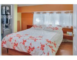 4907 Peasim Court, 108 Mile Ranch, BC V0K2Z0 Photo 13