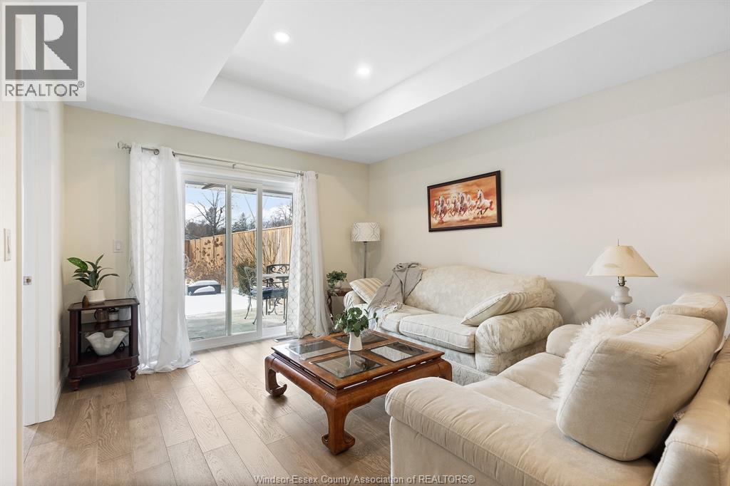 117 ARTHUR STREET North - 10