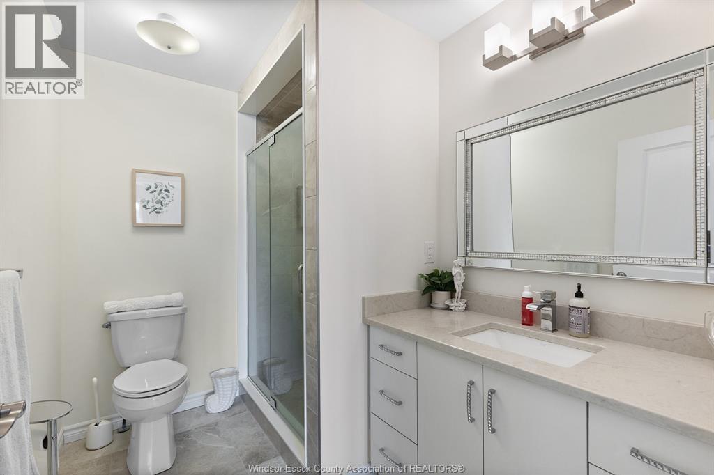 117 ARTHUR STREET North - 13