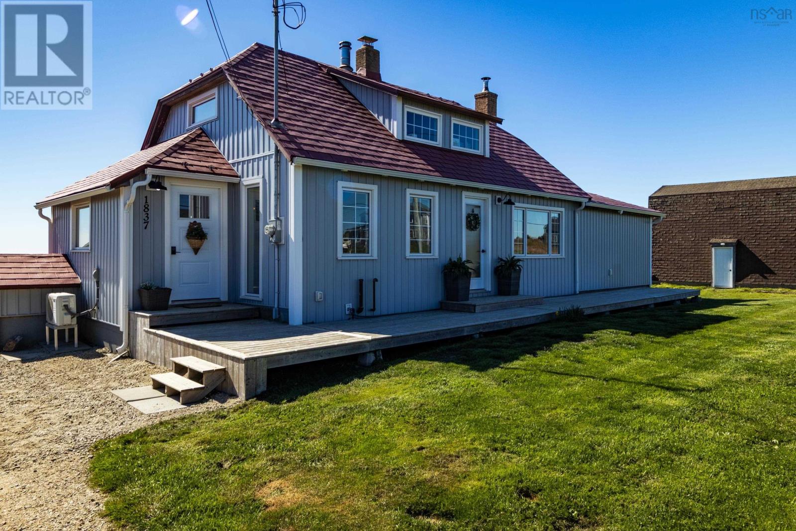 Property photo of 1837 Main Shore Road
