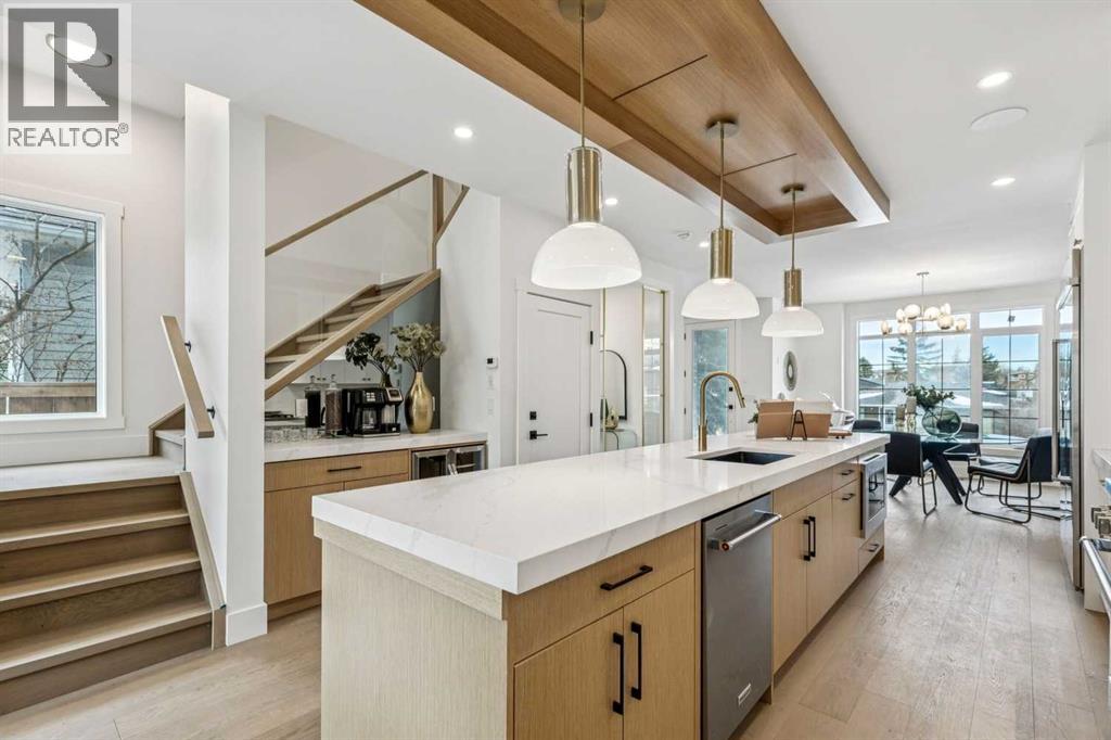 1529 29 Avenue SW - 9