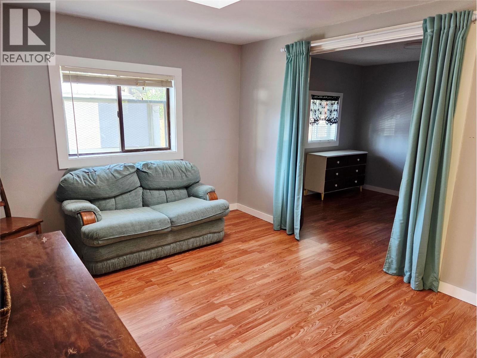 113 311 Avenue - 12