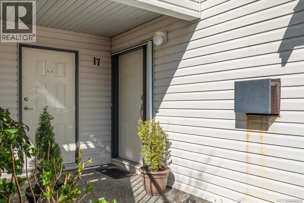 #17 6245 Blueback Rd - 28
