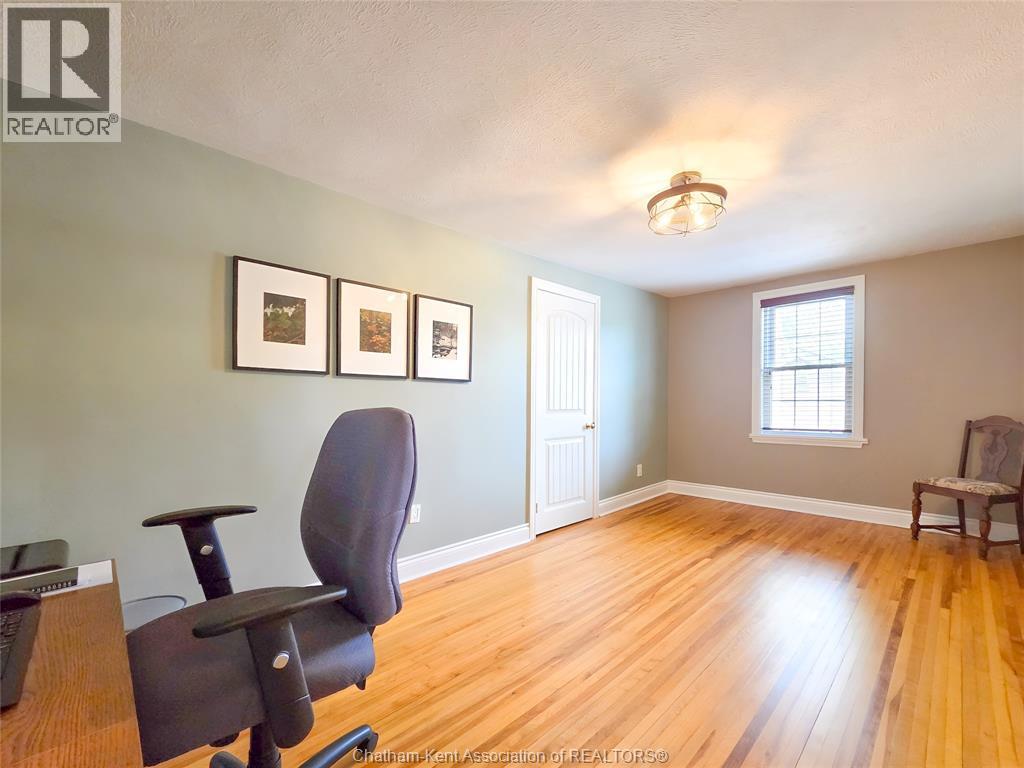 14 O'Brien DRIVE - 33