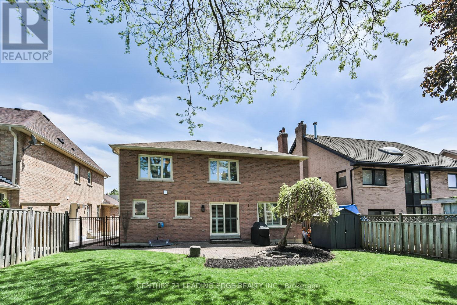 6 DALECROFT CIRCLE - 50