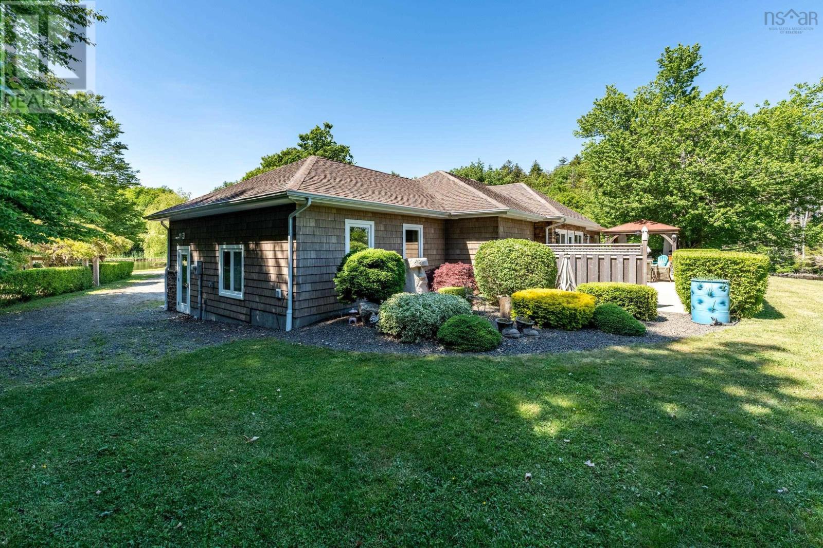 4400 Second Division Road - 6