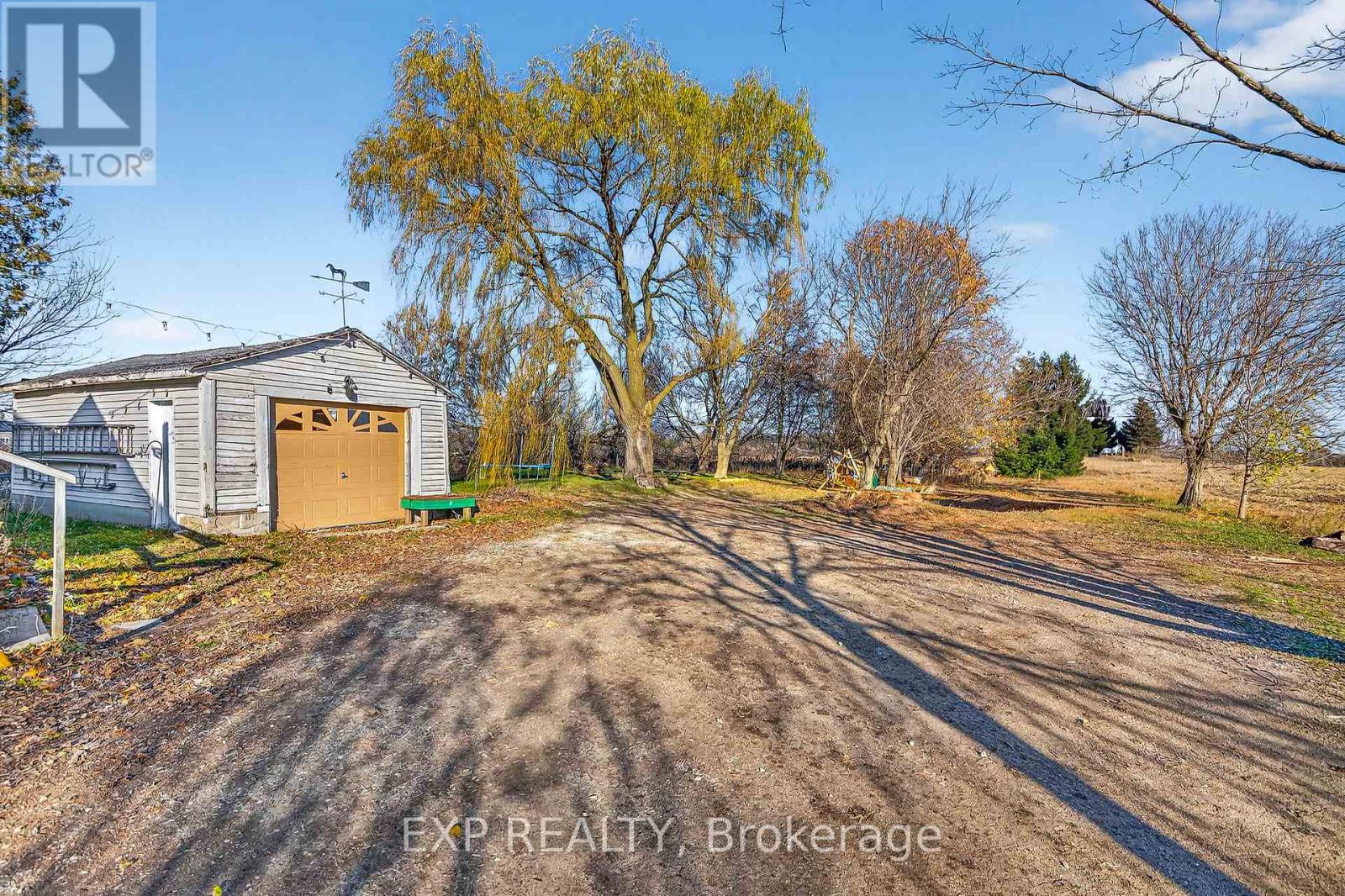 8184 26 HIGHWAY - 14