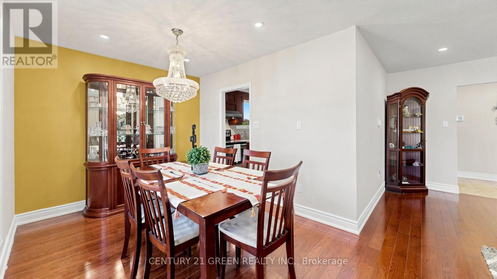 95 KEARNEY DRIVE - 12
