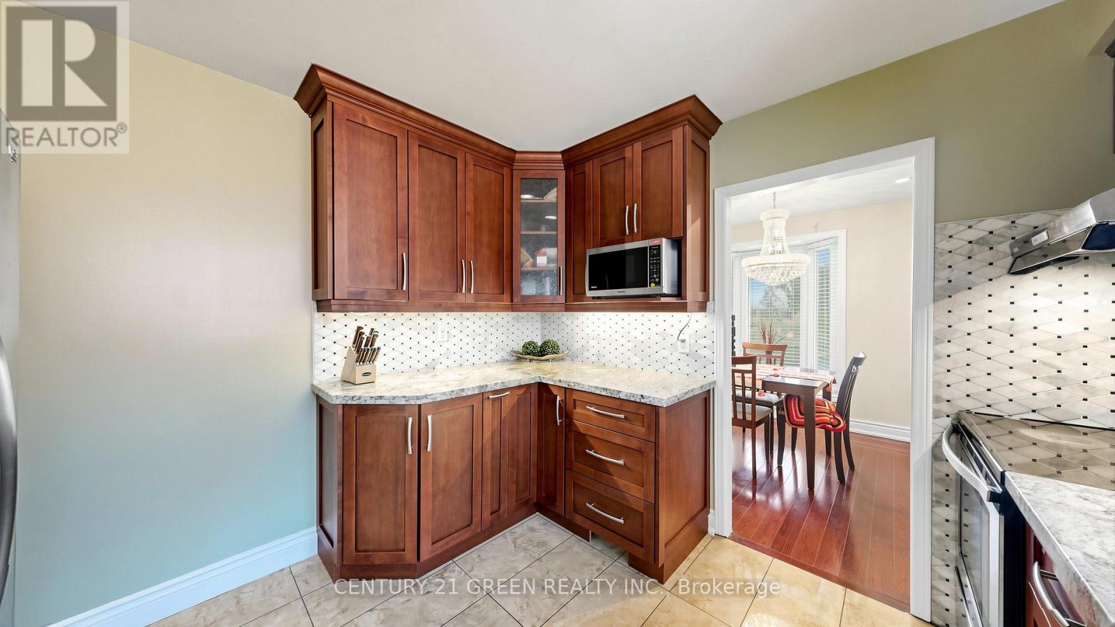 95 KEARNEY DRIVE - 16