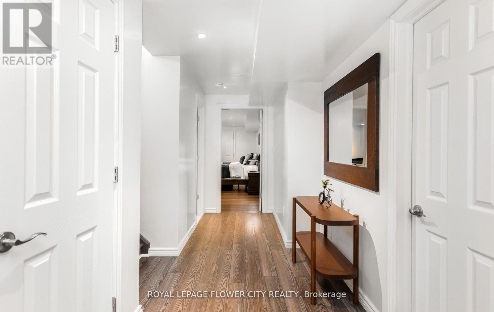 2 ARCHVILLE STREET - 35