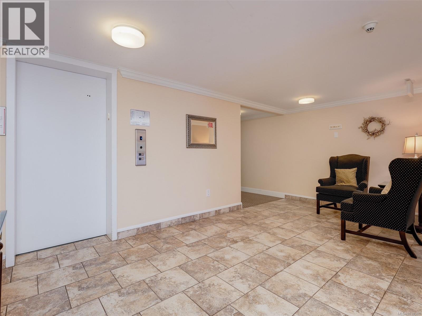 303 2125 Oak Bay Avenue, Oak Bay