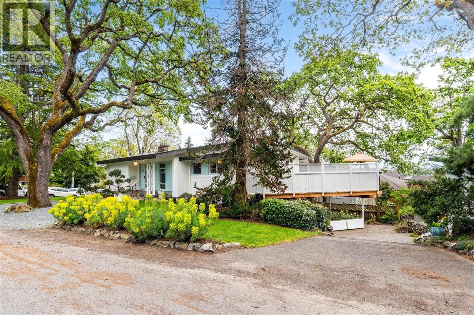 1195 Kings Rd - 4