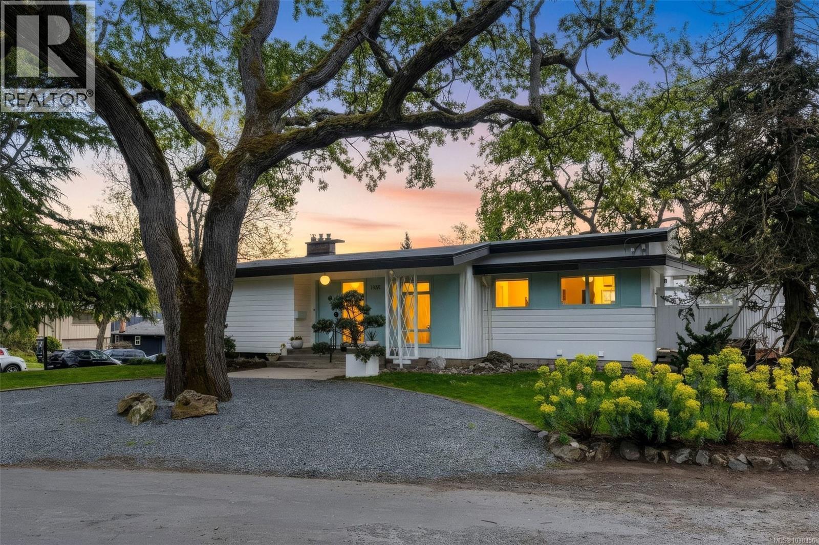 1195 Kings Road, Victoria