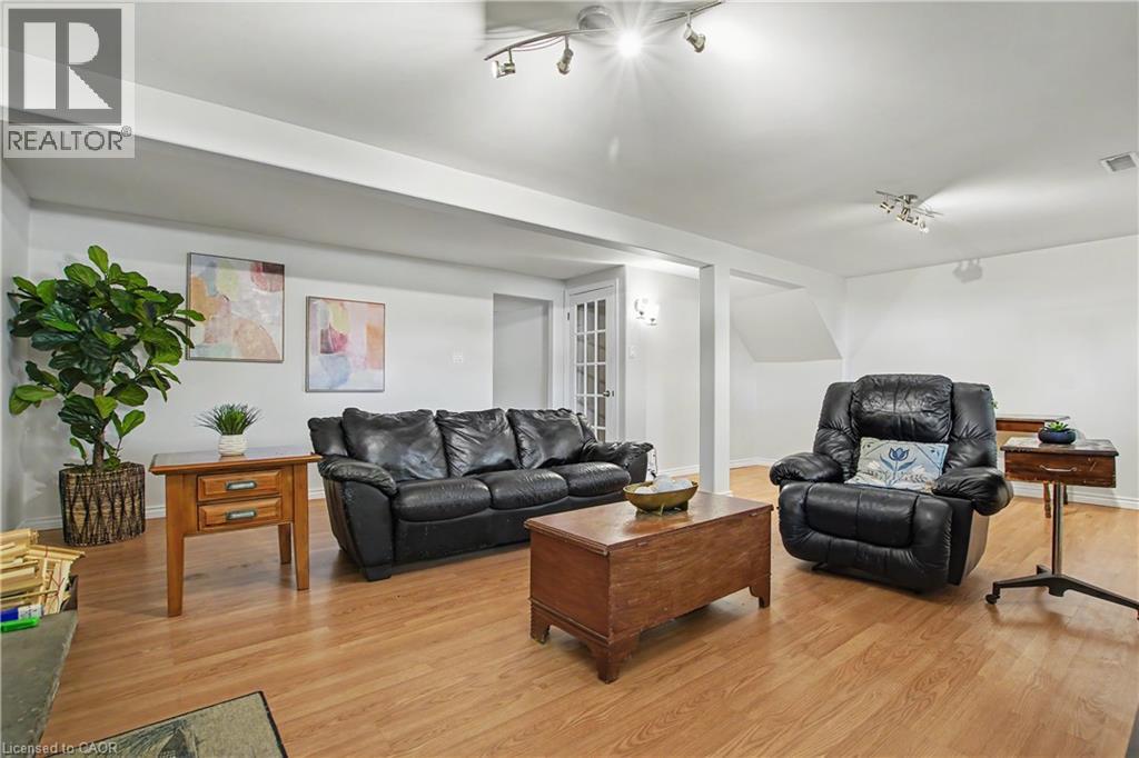 304 ST ANDREWS Drive - 25