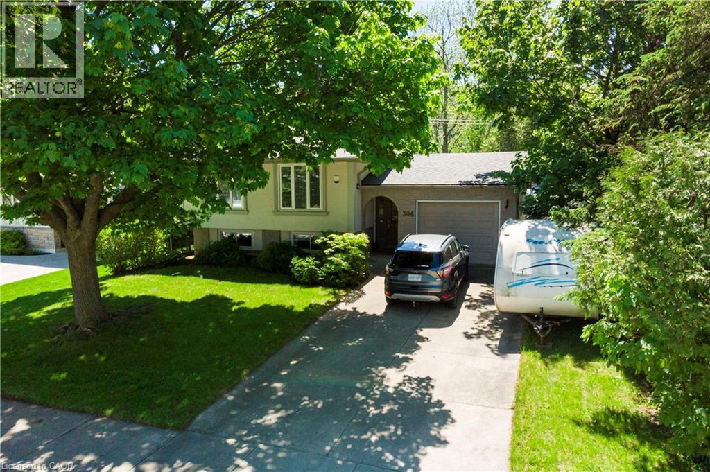 304 ST ANDREWS Drive - 35
