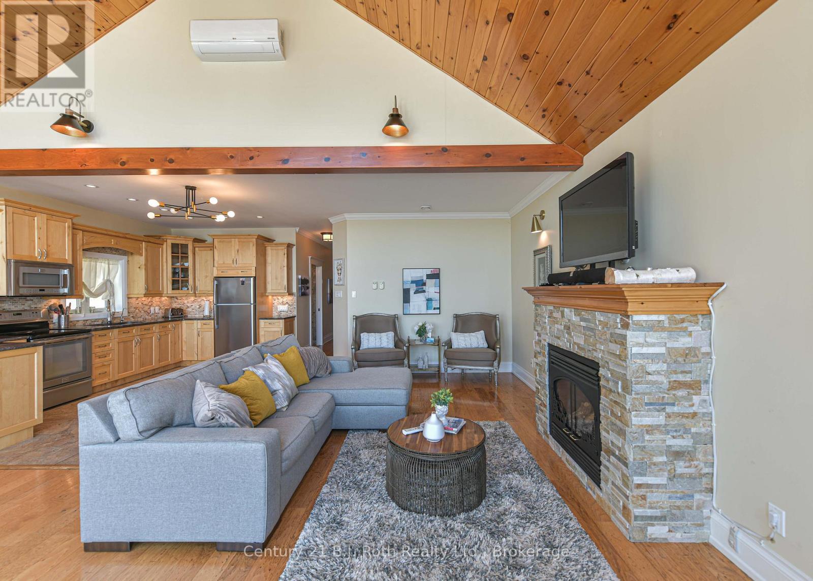 7304 GLEN ELLEN DRIVE - 37