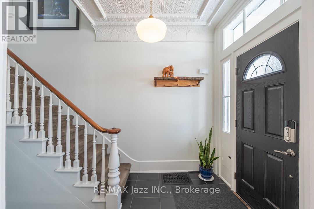 122 RICHARD STREET - Image 2