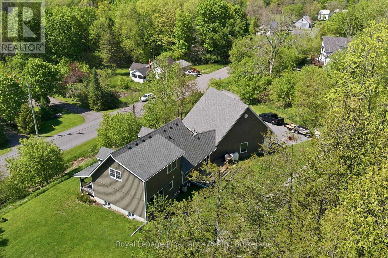 174 SCUTTLEHOLE ROAD - 41