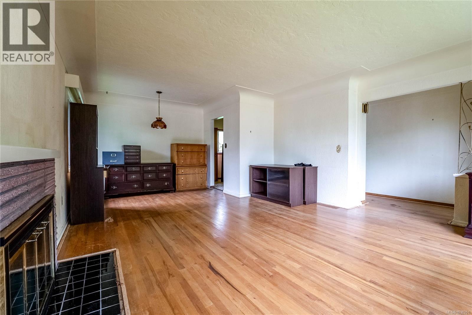 3205 Aldridge St - 6